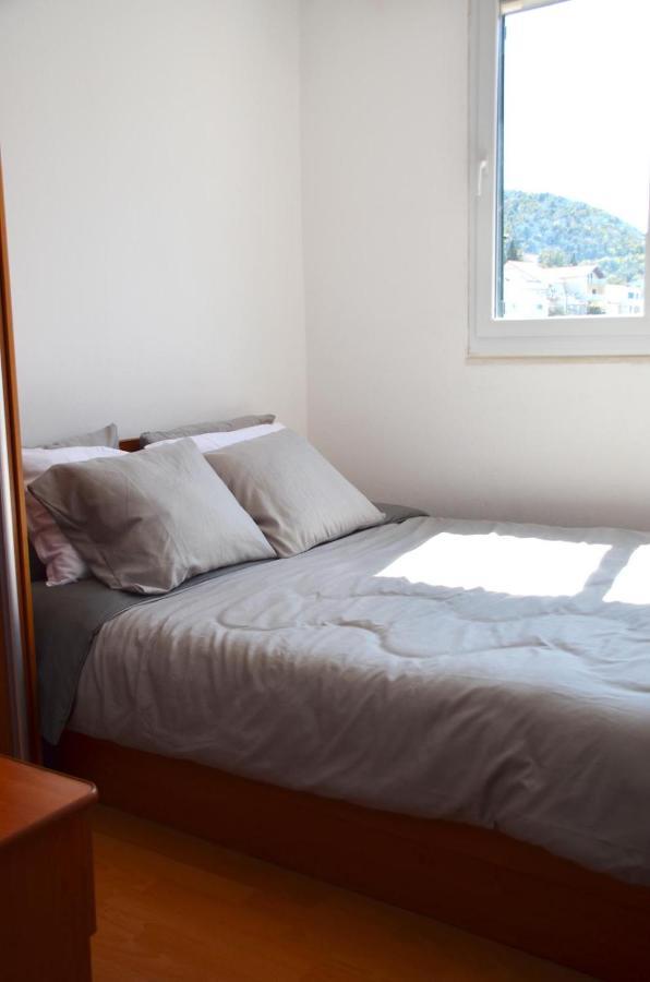 Apartman Mare Blace Esterno foto