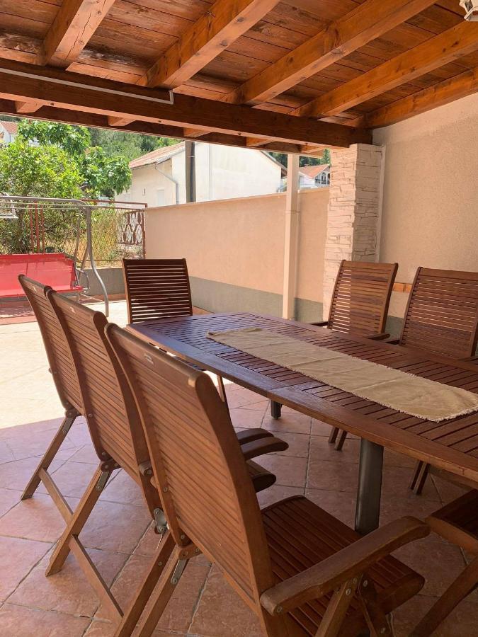 Apartman Mare Blace Esterno foto