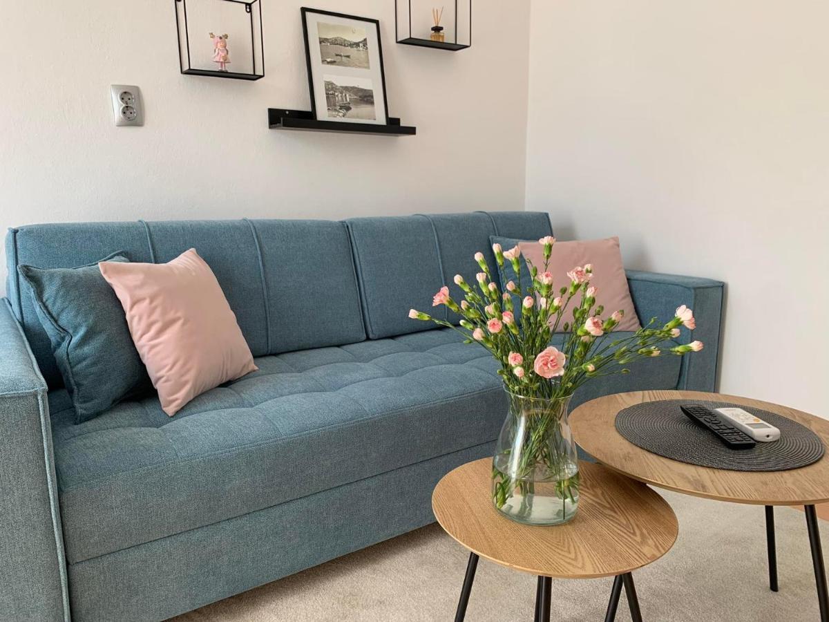 Apartman Mare Blace Esterno foto